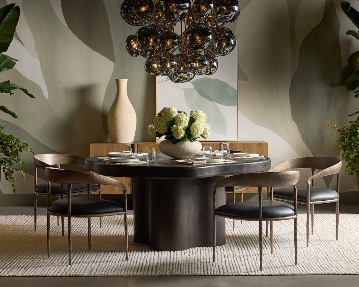 Bellona Dining Table