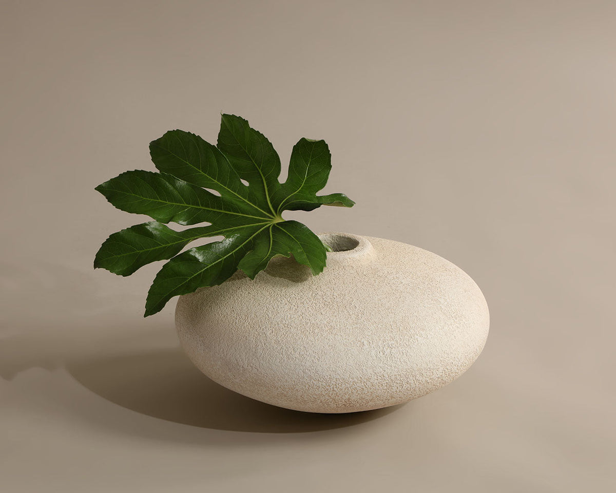 Eryne Concrete Vase — side profile