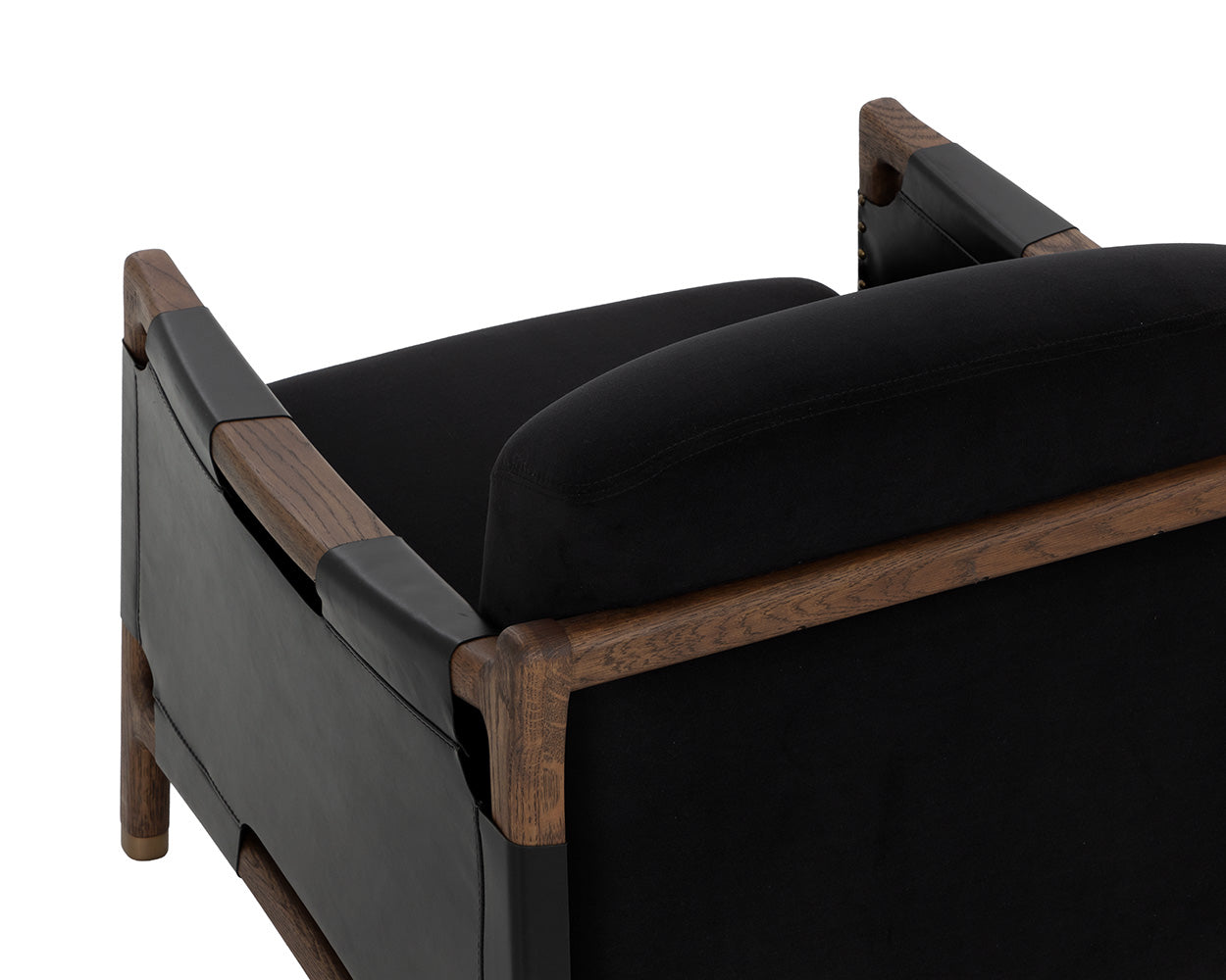 Calloway Lounge Chair – Antique Brown
