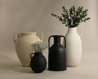 Saskia Concrete Vase — detail texture