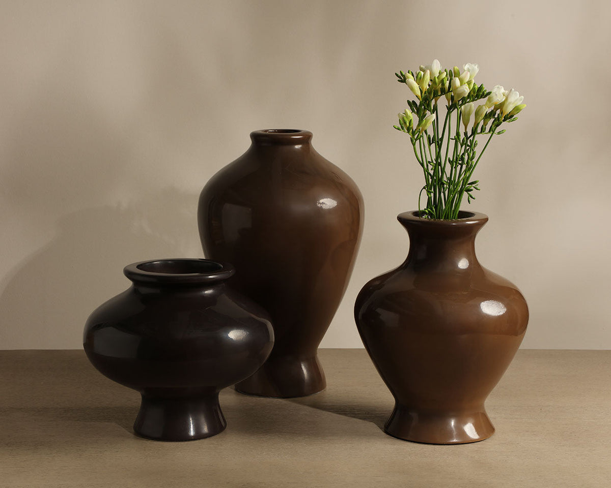 Nara Concrete Vase — detail view