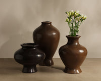 Liora Concrete Vase — detail view