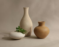 Amal Concrete Vase — detail view