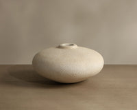 Eryne Concrete Vase — hero