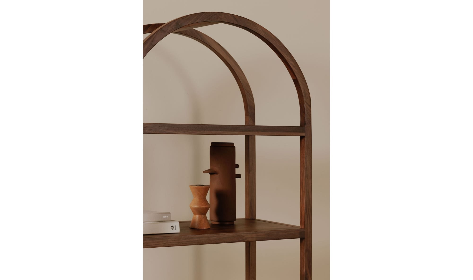 Eero Bookcase 15