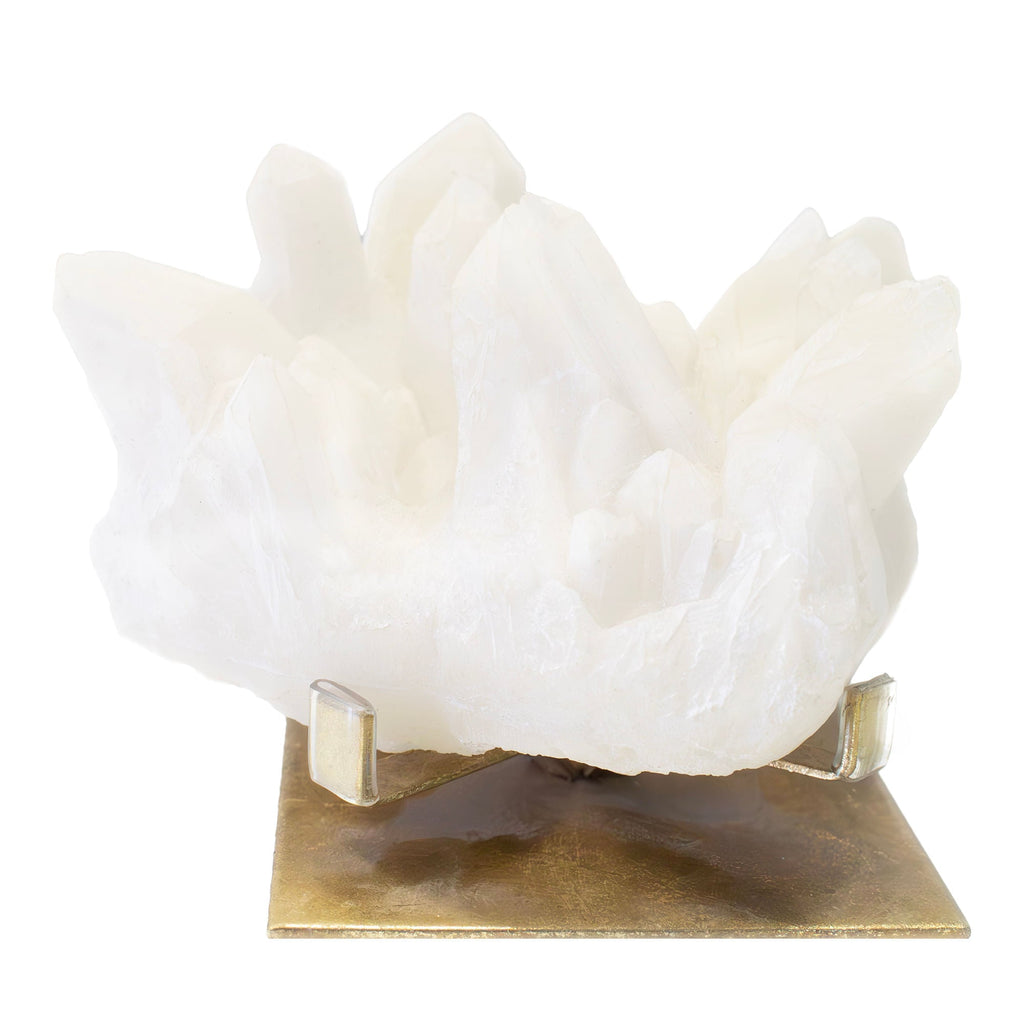 Broomfield statue by Renwil, resin, white