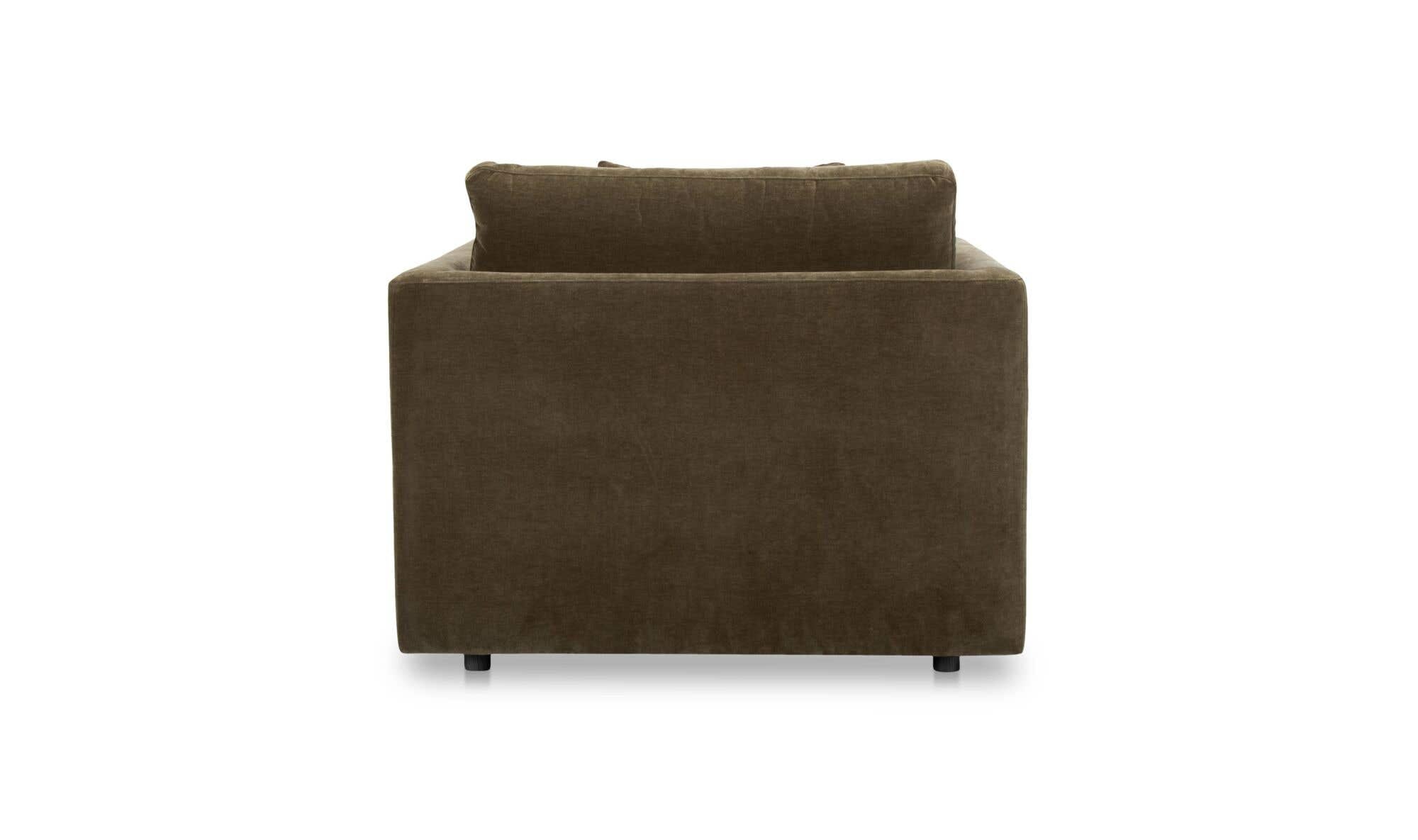 Bryn Chaise 102