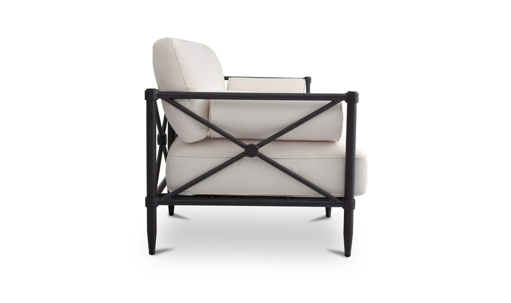 Upholstered Outdoor Willow Sofa 3