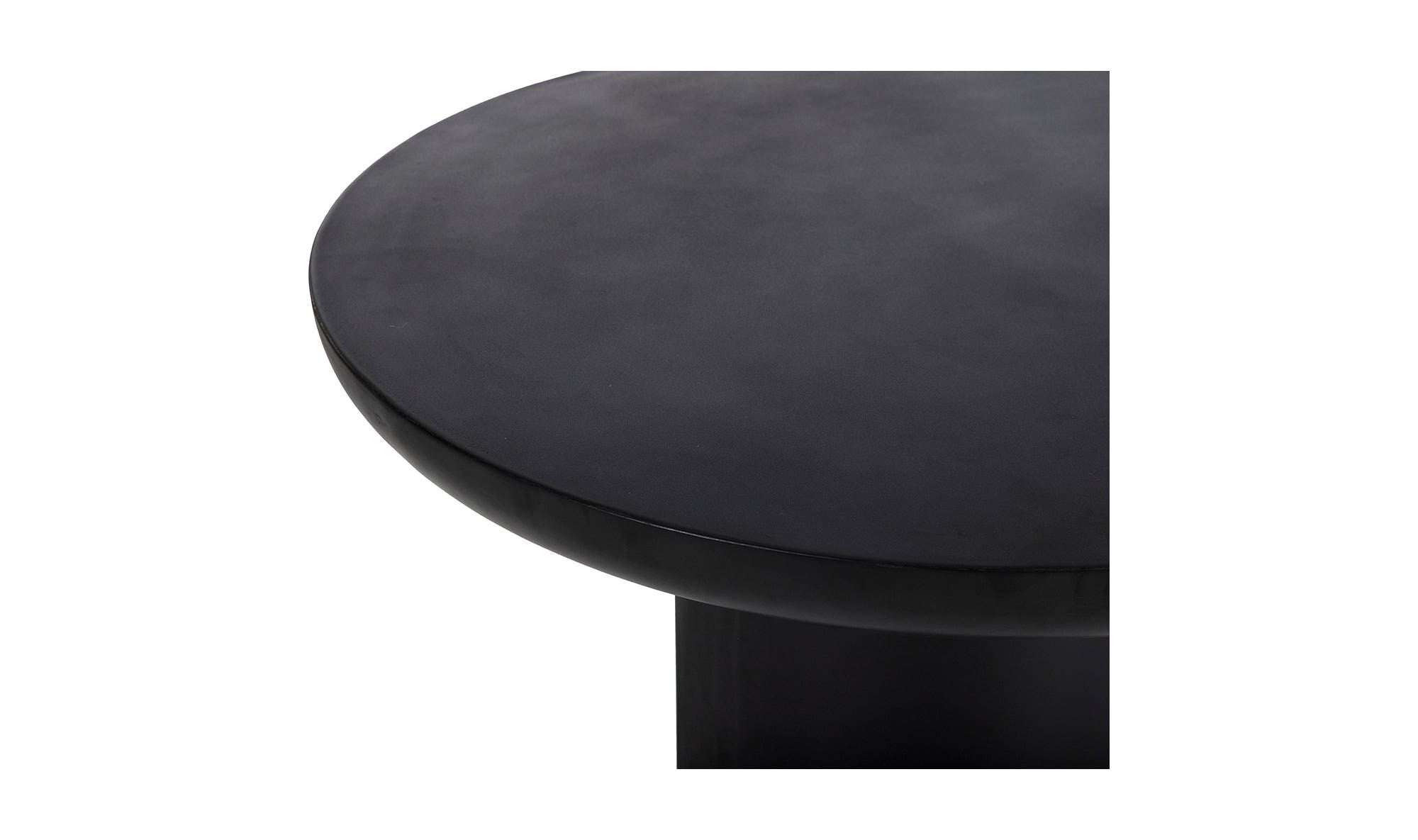 Stone Outdoor Rocca Dining Table 4